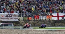 Bezbariérová přírodní tribuna C, tzv. Stadion, je po tři dny obsypána davy fanoušků; foto: Michal Kohout, www.motorkari.cz