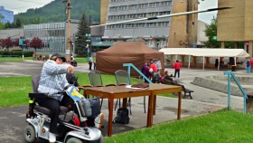 Hod oštěpem byl jednou z disciplín pod širým nebem; foto: Jiří Muladi