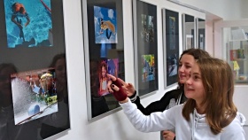 Vystavené snímky z fotosoutěže r. 2017; foto: Jiří Muladi Vystavené snímky z fotosoutěže r. 2017; foto: Jiří Muladi